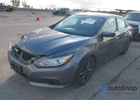 2018 Nissan Altima 2.5 Sv z USA, uszkodzony, nr VIN 1N4AL3AP8JC244722